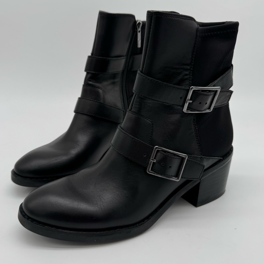 Donald Pliner Darby Black Leather Moto Bootie Size 7 M